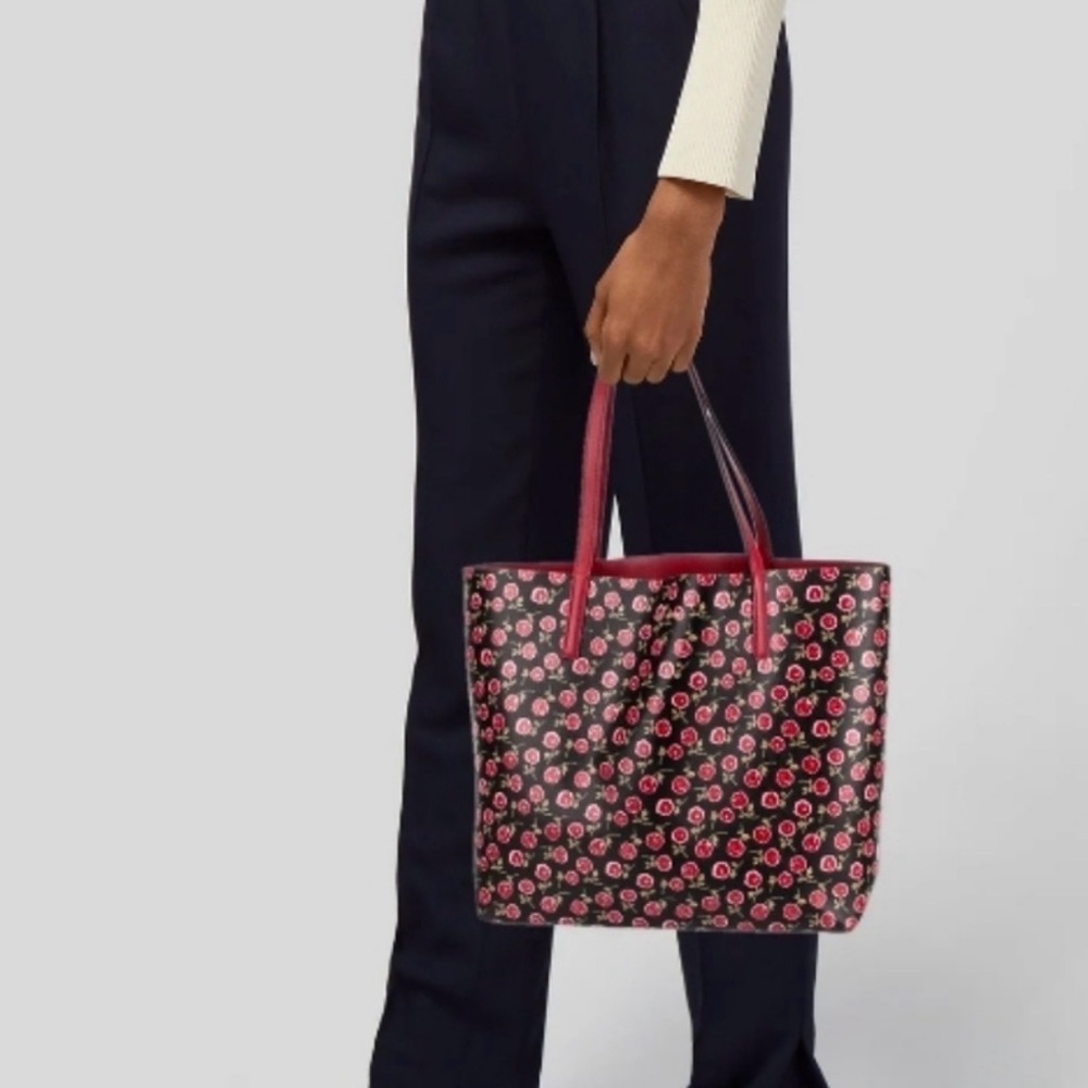 Kate Spade Set. Black and Red Reversible Floral Tote with pouch NWT